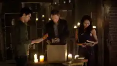 Дневники вампира 2 сезон 21 серия